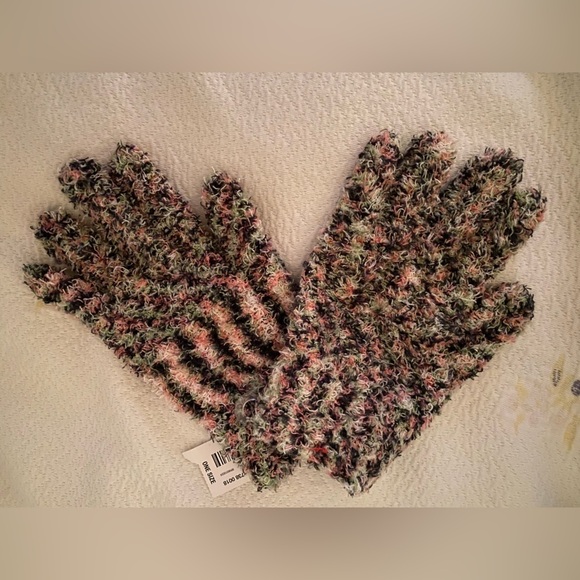 MIXIT Fuzzy Gloves Essentials Black Multi Women SOFT One Size Stretch NEW NWT - Picture 3 of 6
